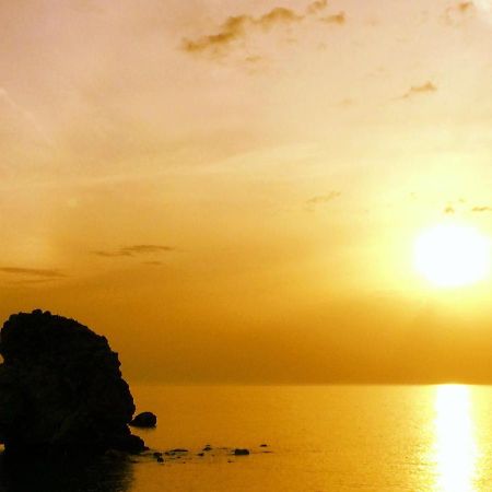 Bed and Breakfast A Due Passi Dal Mare Acquappesa Exterior foto
